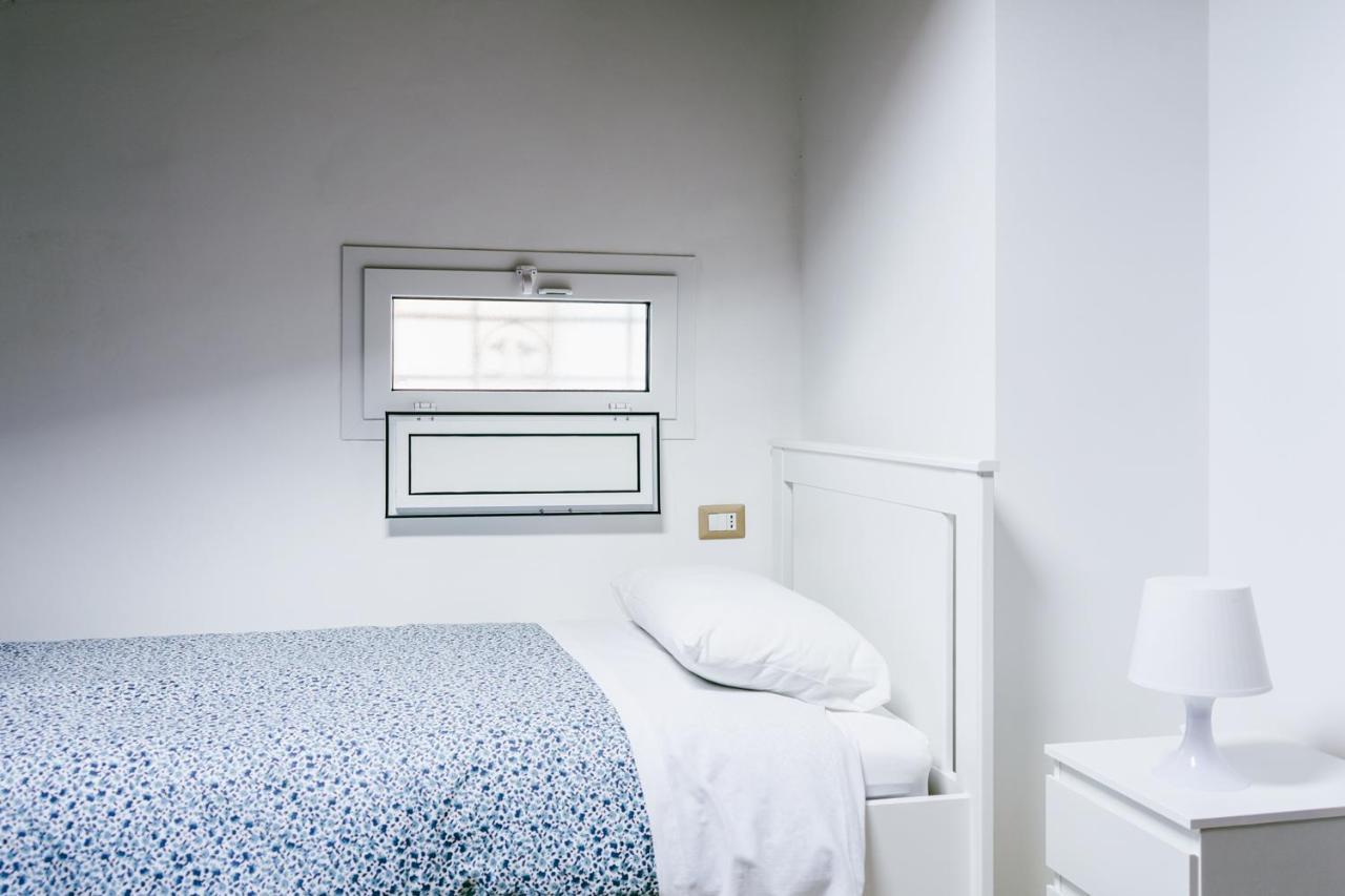 Easysleep Fiumicinoアパートメント エクステリア 写真